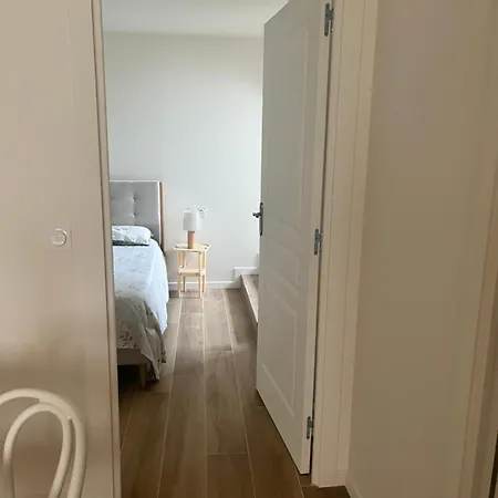 Nouveau 2 Pieces Zen A Neuf Apartment